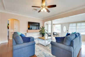 House with Pool Access 7 Mi to Ft Lauderdale Beach
